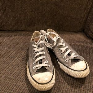 Converse gray sneakers